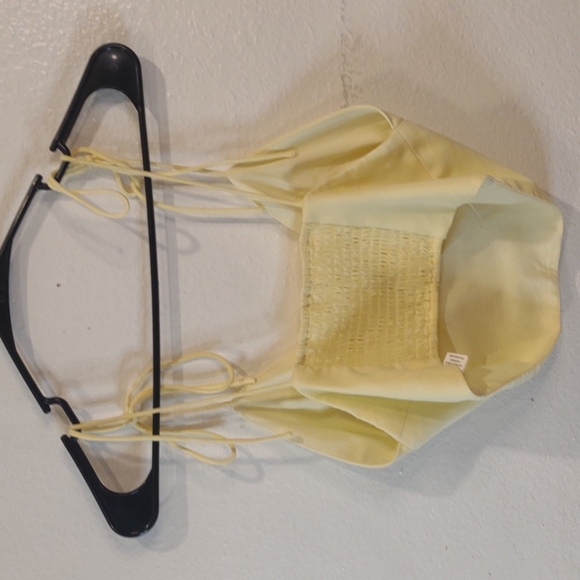 Aritzia Superdown Crop top - Picture 3 of 4